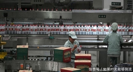 中国瓶装水巨头诞生:打败娃哈哈怡宝,靠一瓶水赚来上百亿